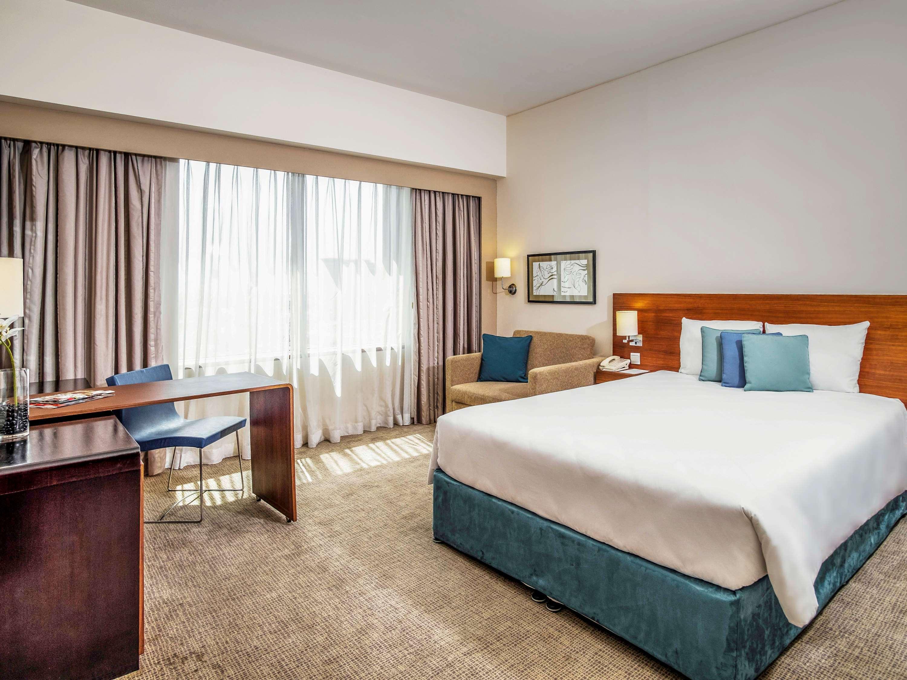 Novotel Deira Creekside Dubaj Kültér fotó
