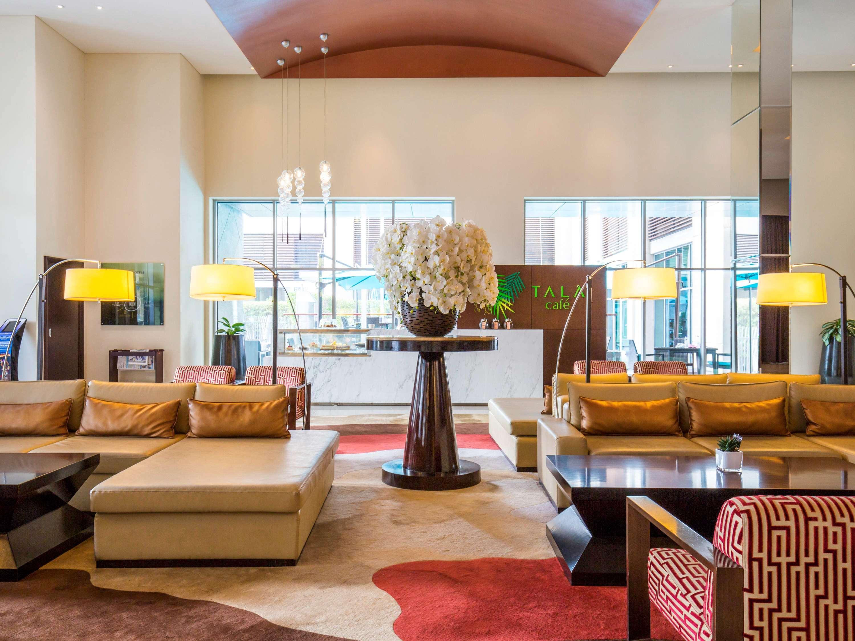 Novotel Deira Creekside Dubaj Kültér fotó
