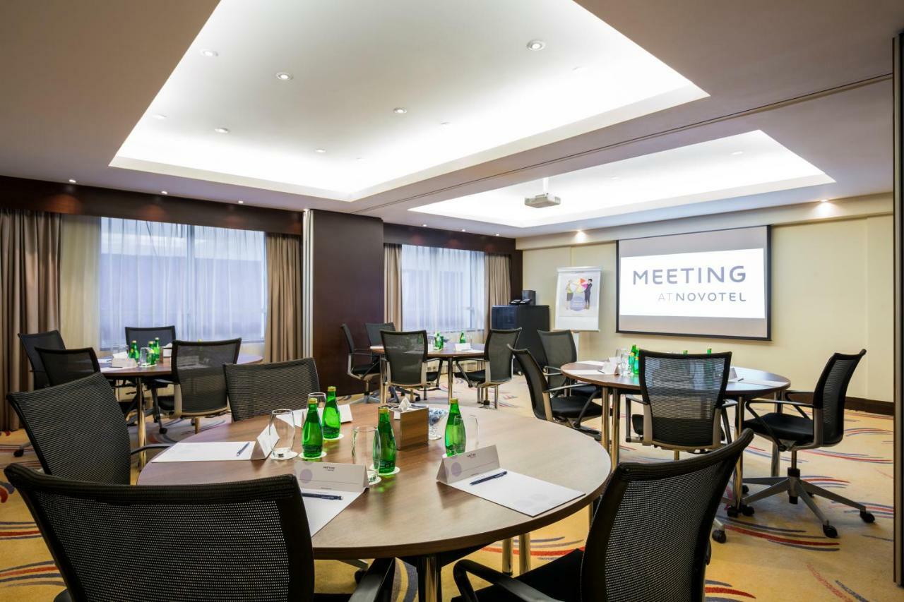 Novotel Deira Creekside Dubaj Kültér fotó