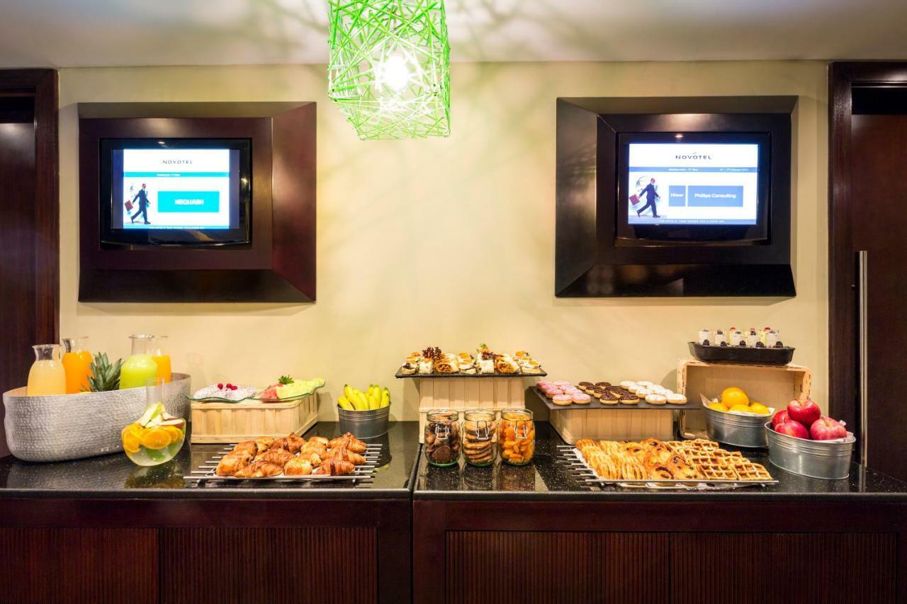 Novotel Deira Creekside Dubaj Kültér fotó