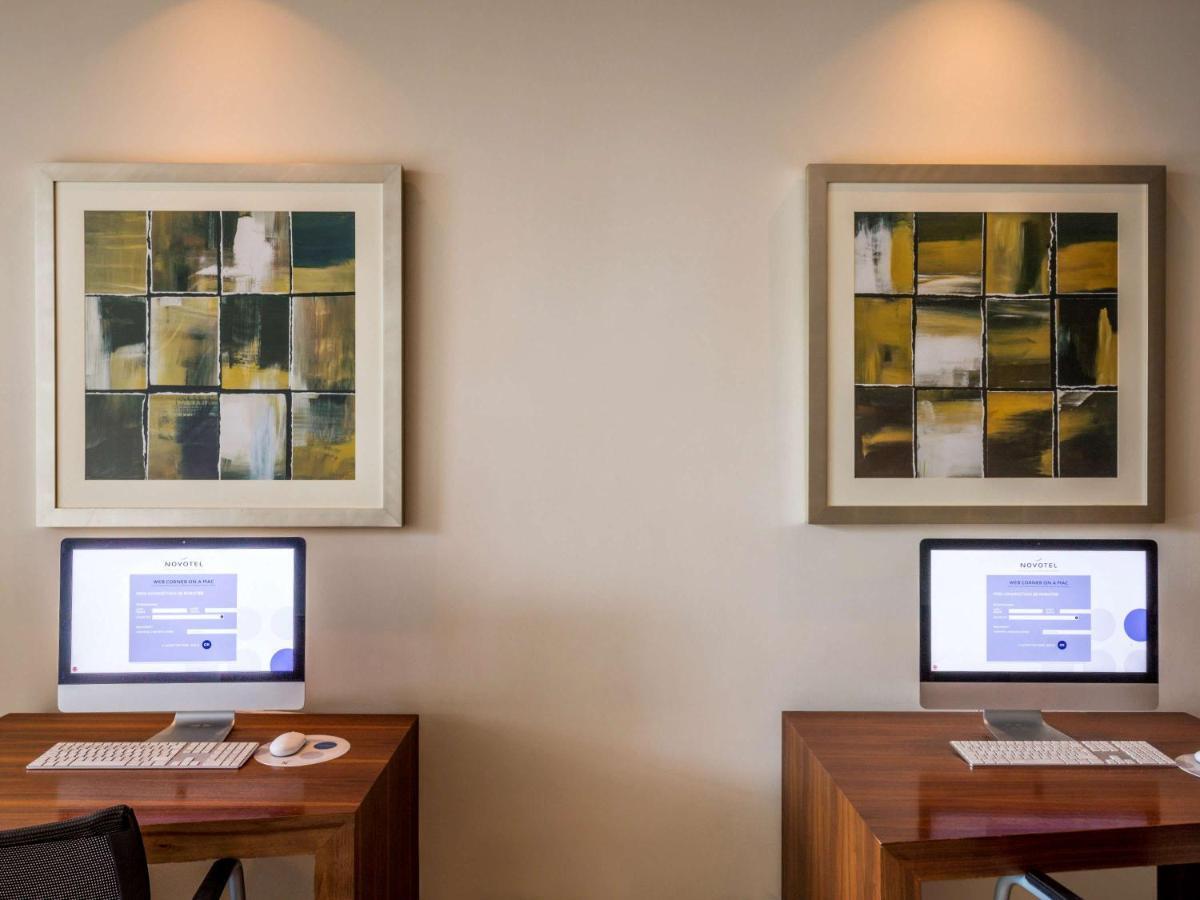 Novotel Deira Creekside Dubaj Kültér fotó
